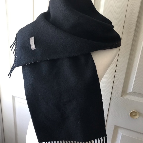 Vintage Italian Silk and Wool Scarf - Picture 5 of 8